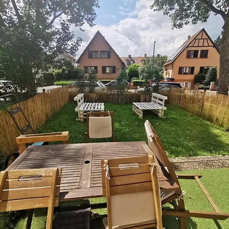 Les Cedres - Jacuzzi, Terrasse & Jardin - Wifi - Stationnement Gratuit Dans La Rue Apartment *