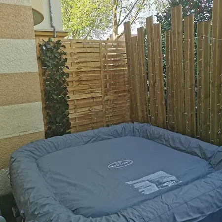 Apartamento Les Cedres - Jacuzzi, Terrasse & Jardin - Wifi - Stationnement Gratuit Dans La Rue *