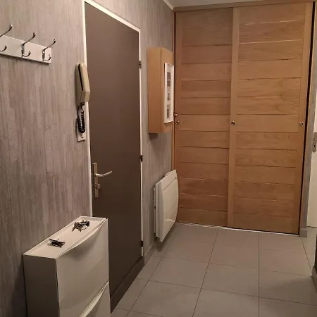 Apartment Les Cedres - Jacuzzi, Terrasse & Jardin - Wifi - Stationnement Gratuit Dans La Rue